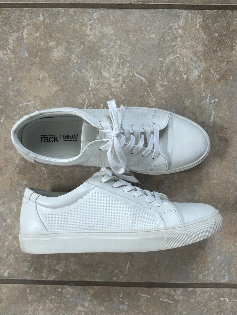 Nordstrom Rack White Men’s Low-Top Sneakers size 8.5